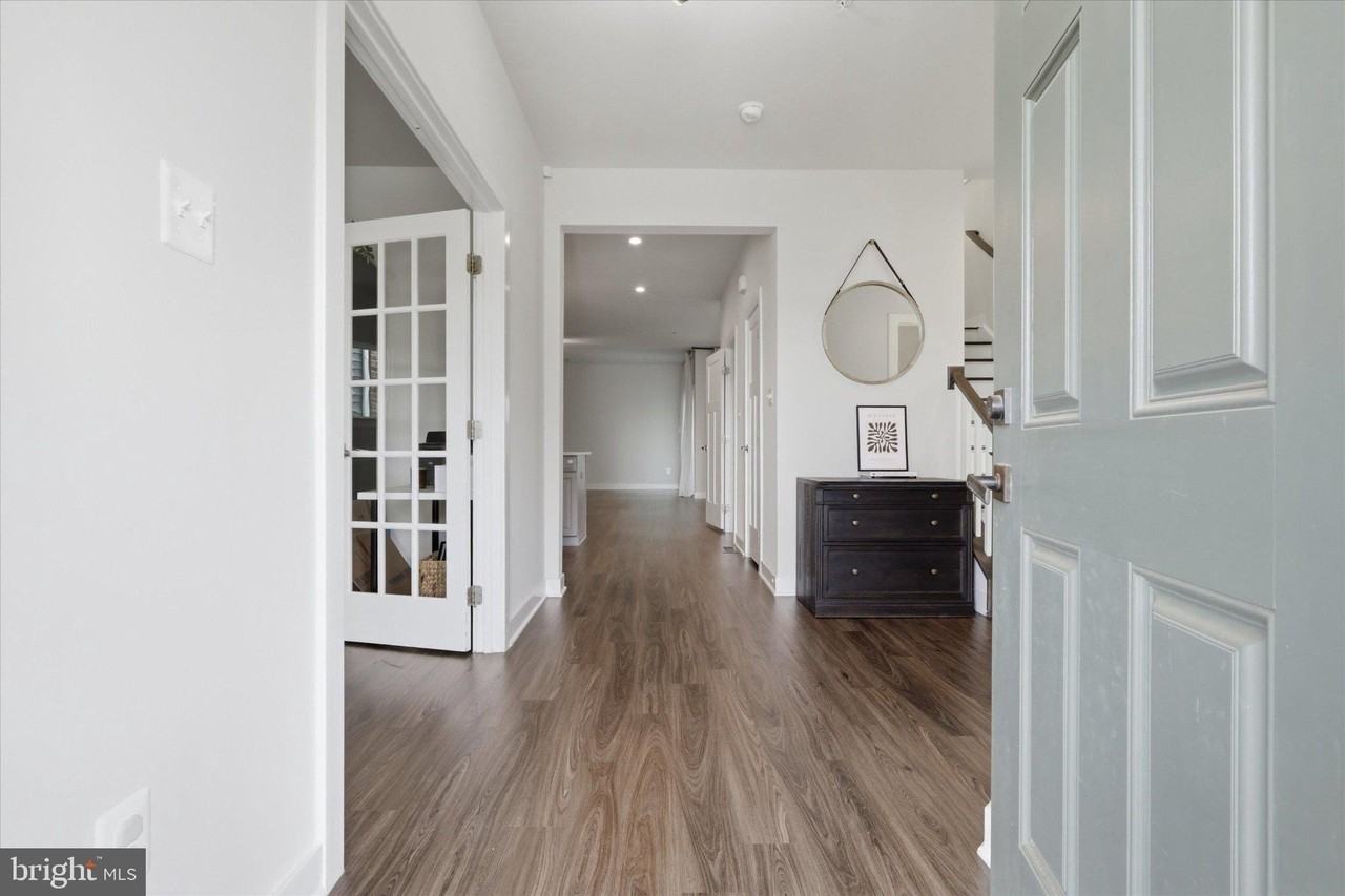 21839 Clarksburg Rd - Photo 5 of 39