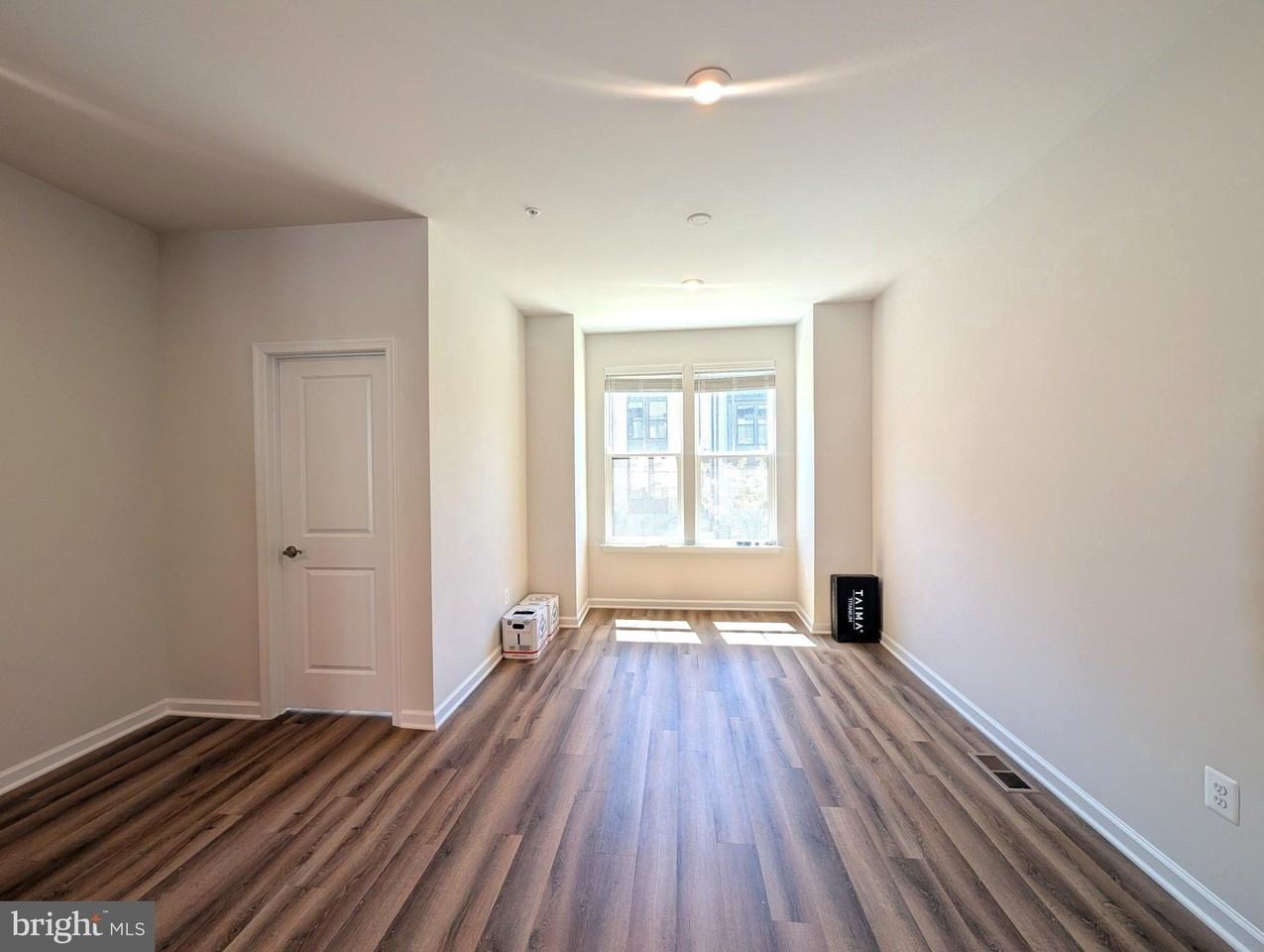 3413 Whippitt Way - Photo 6 of 21