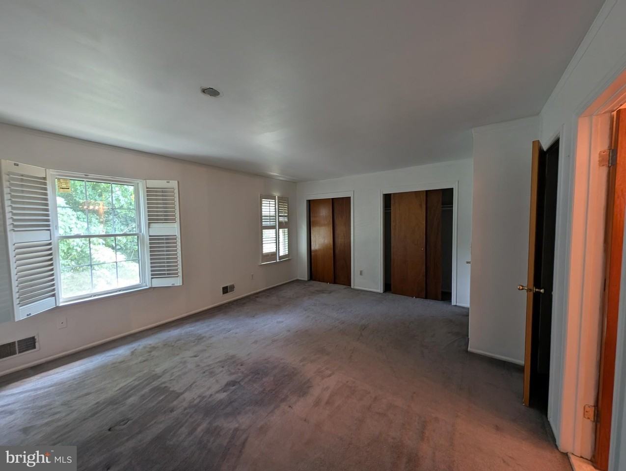 44 W Constitution Dr - Photo 7 of 18