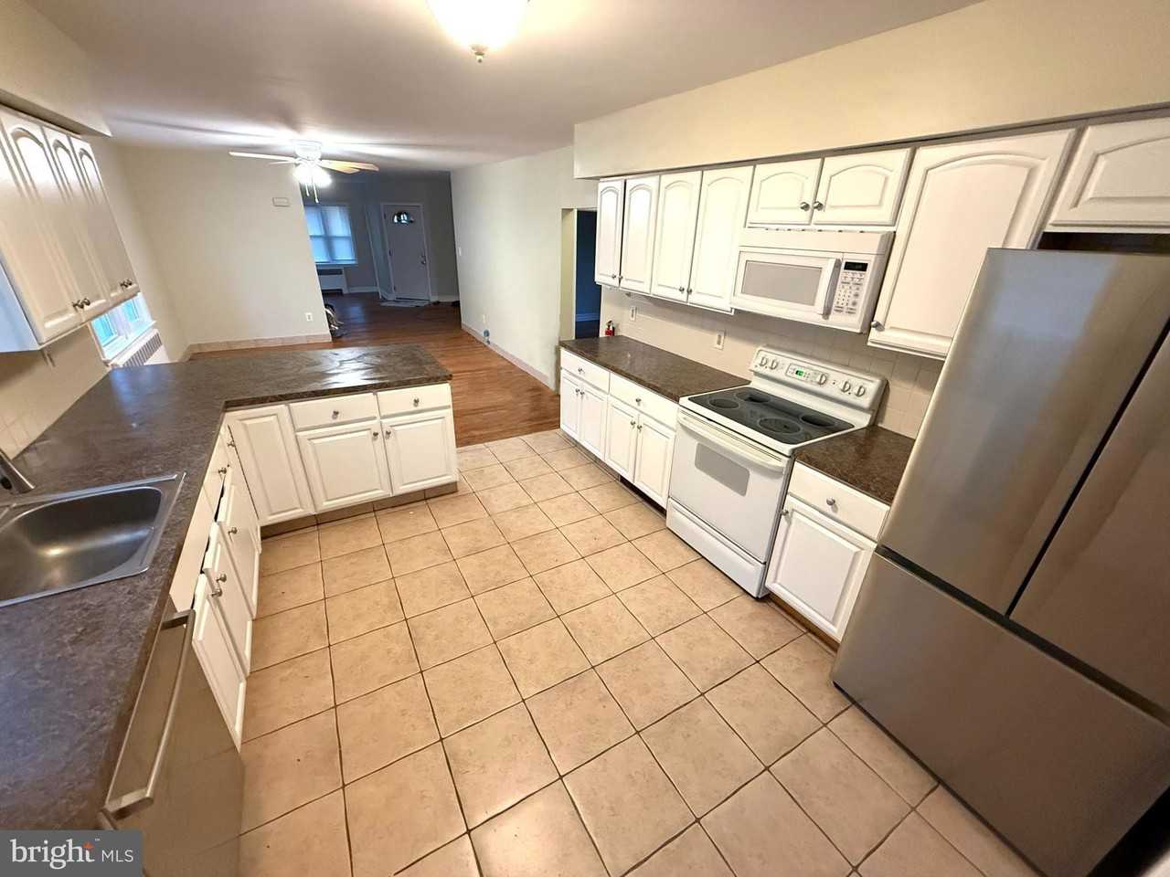 122 Penn Ave #1 - Photo 6 of 13