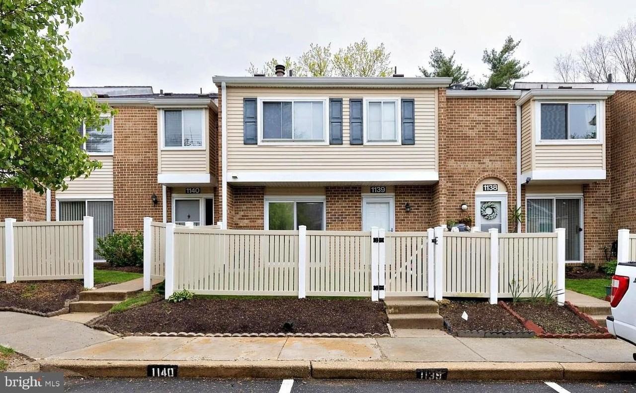 1139 Thackary Ct