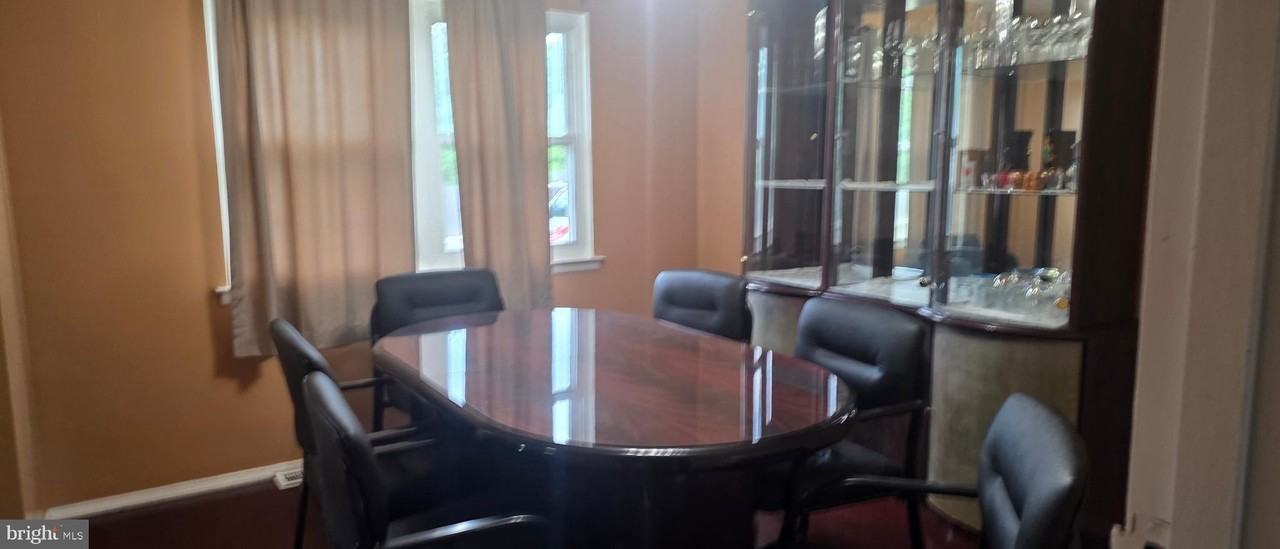 1942 Arrowood Dr - Photo 4 of 7