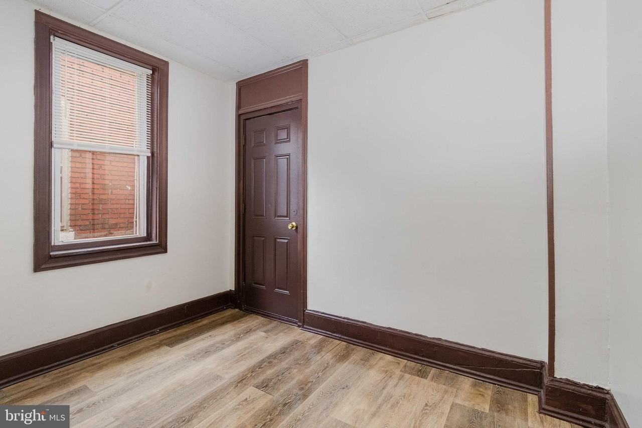 1353 Howard St - Photo 7 of 27