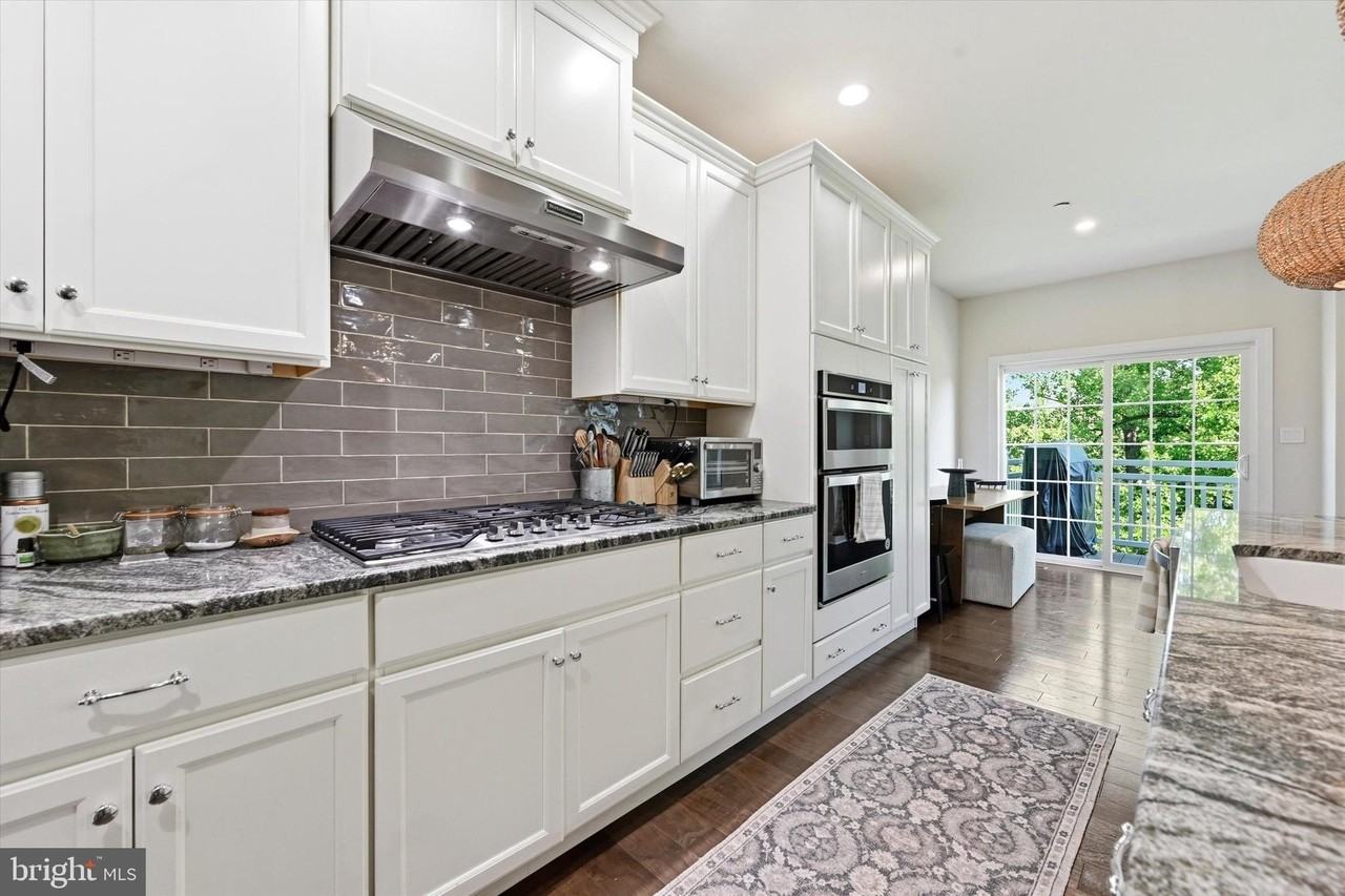 211 Corvus Cir #128 - Photo 7 of 28