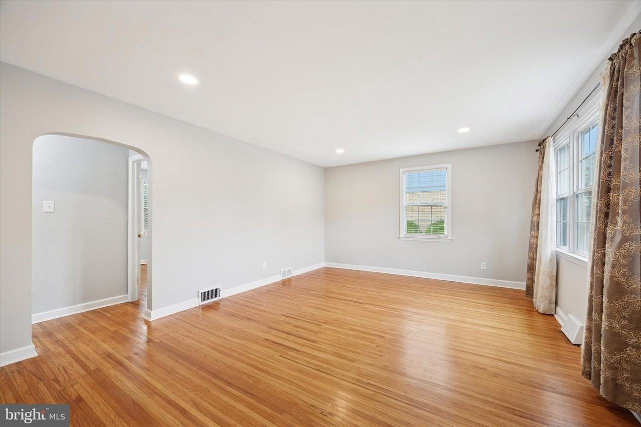 116 Walnut Hill Ln - Photo 2 of 15