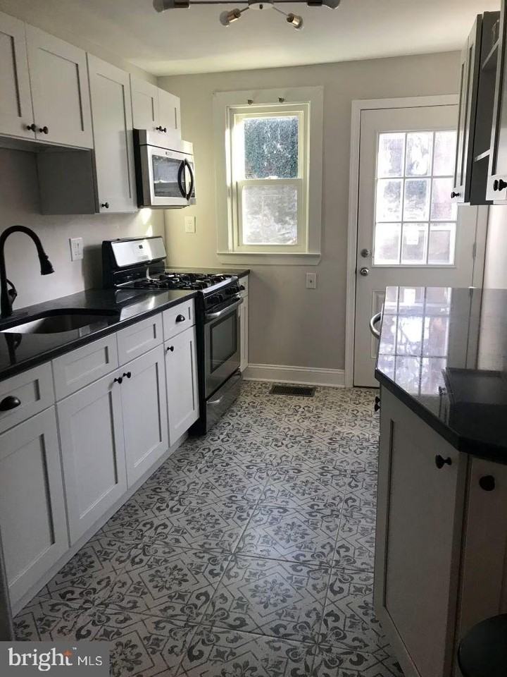 443 Ripka St - Photo 3 of 5