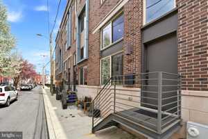 featured image of 1341 S Garnet St