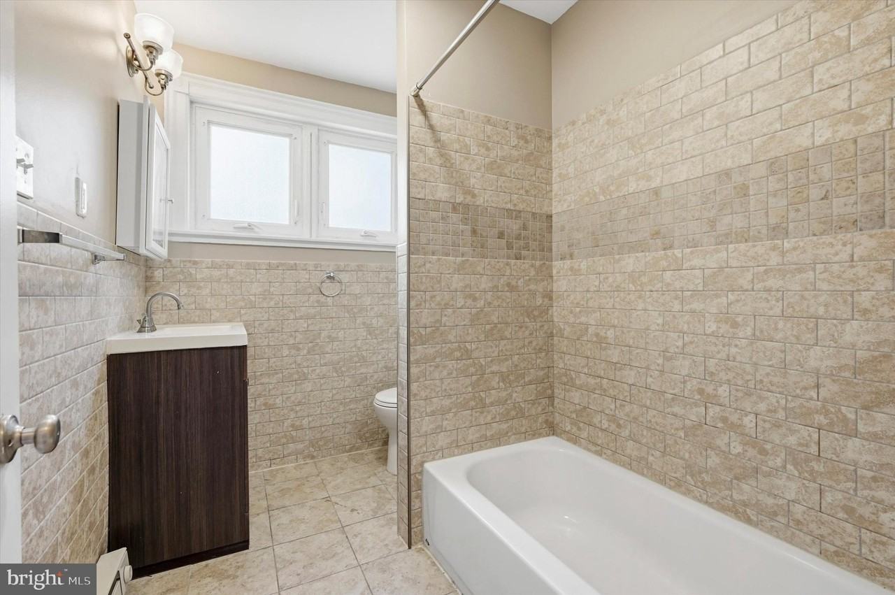 506 W Harvey St #2 - Photo 6 of 25