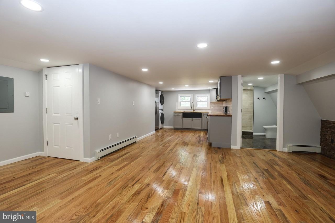 562 Peacock St #FL2 - Photo 4 of 23