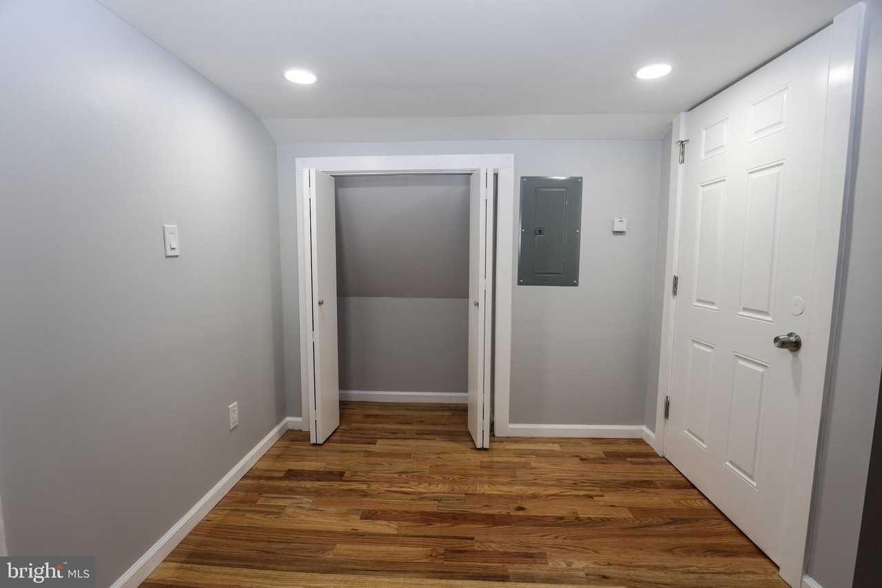 562 Peacock St #FL2 - Photo 7 of 23