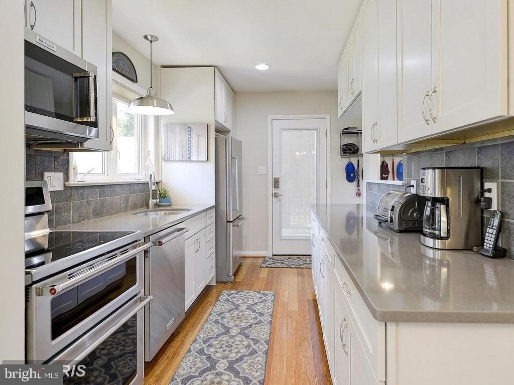 4306 8th St S - Photo 5 of 18