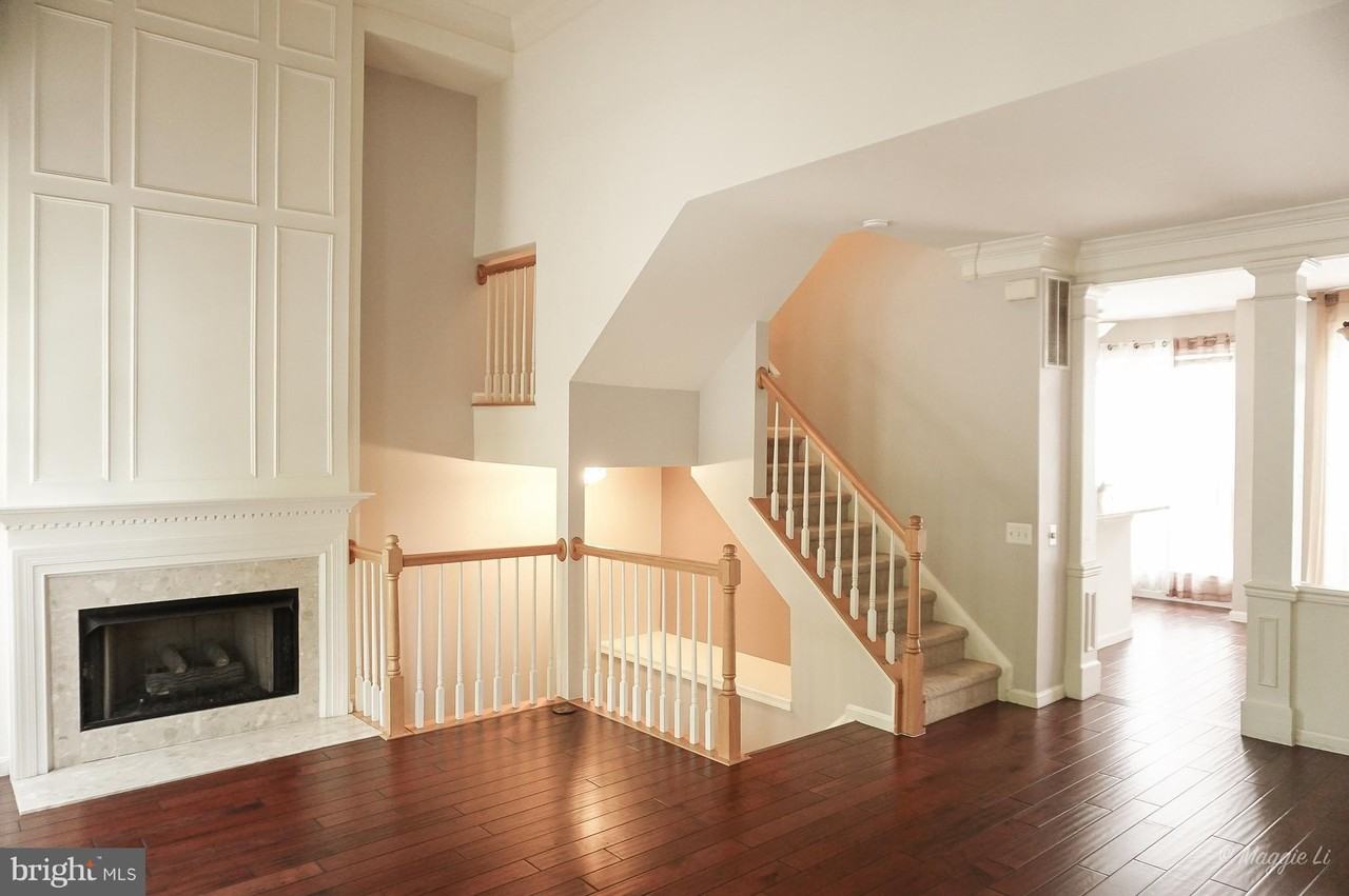 6004 Lincolnia Rd - Photo 6 of 17