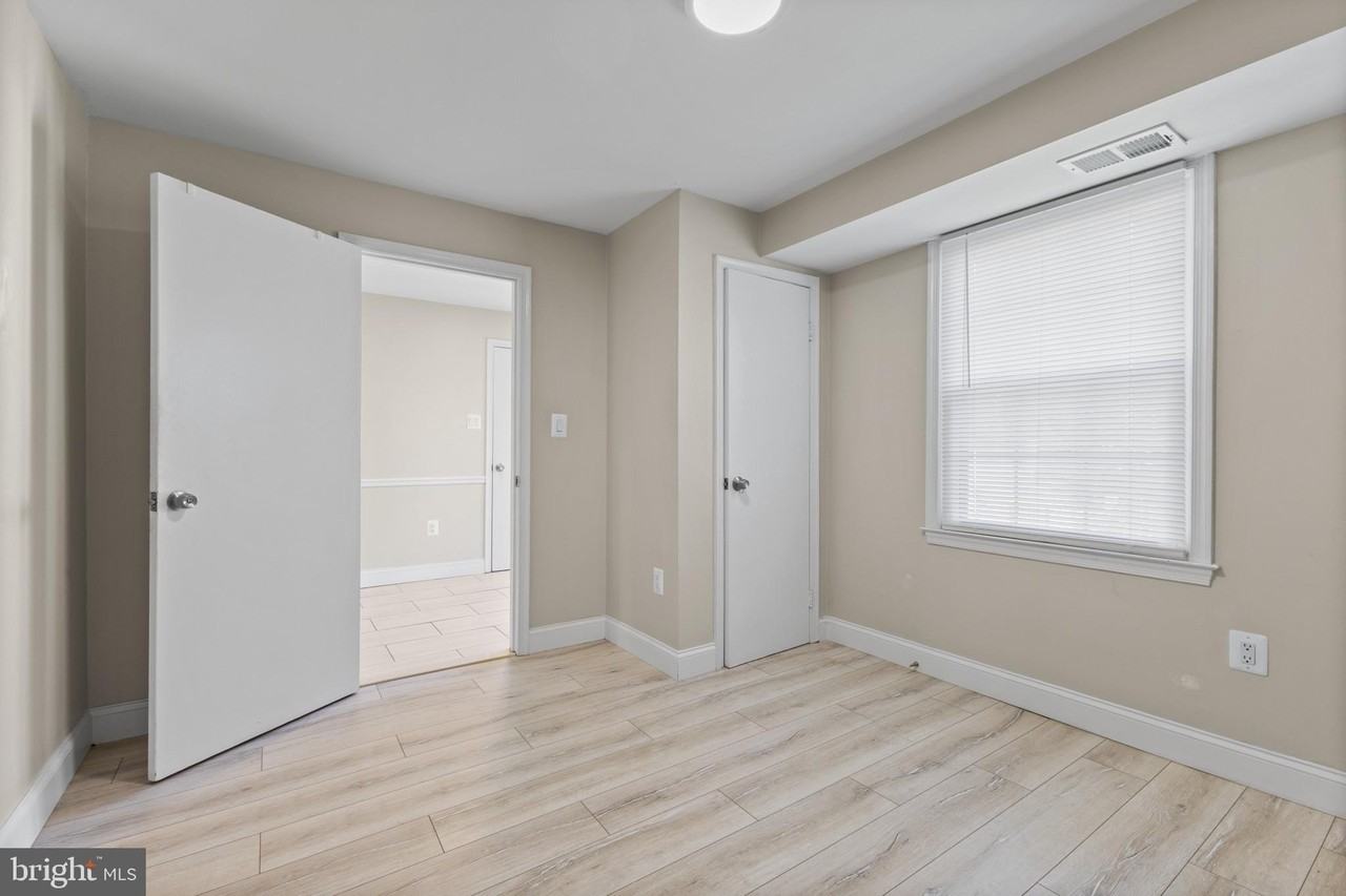 4305 Birchlake Ct - Photo 4 of 25