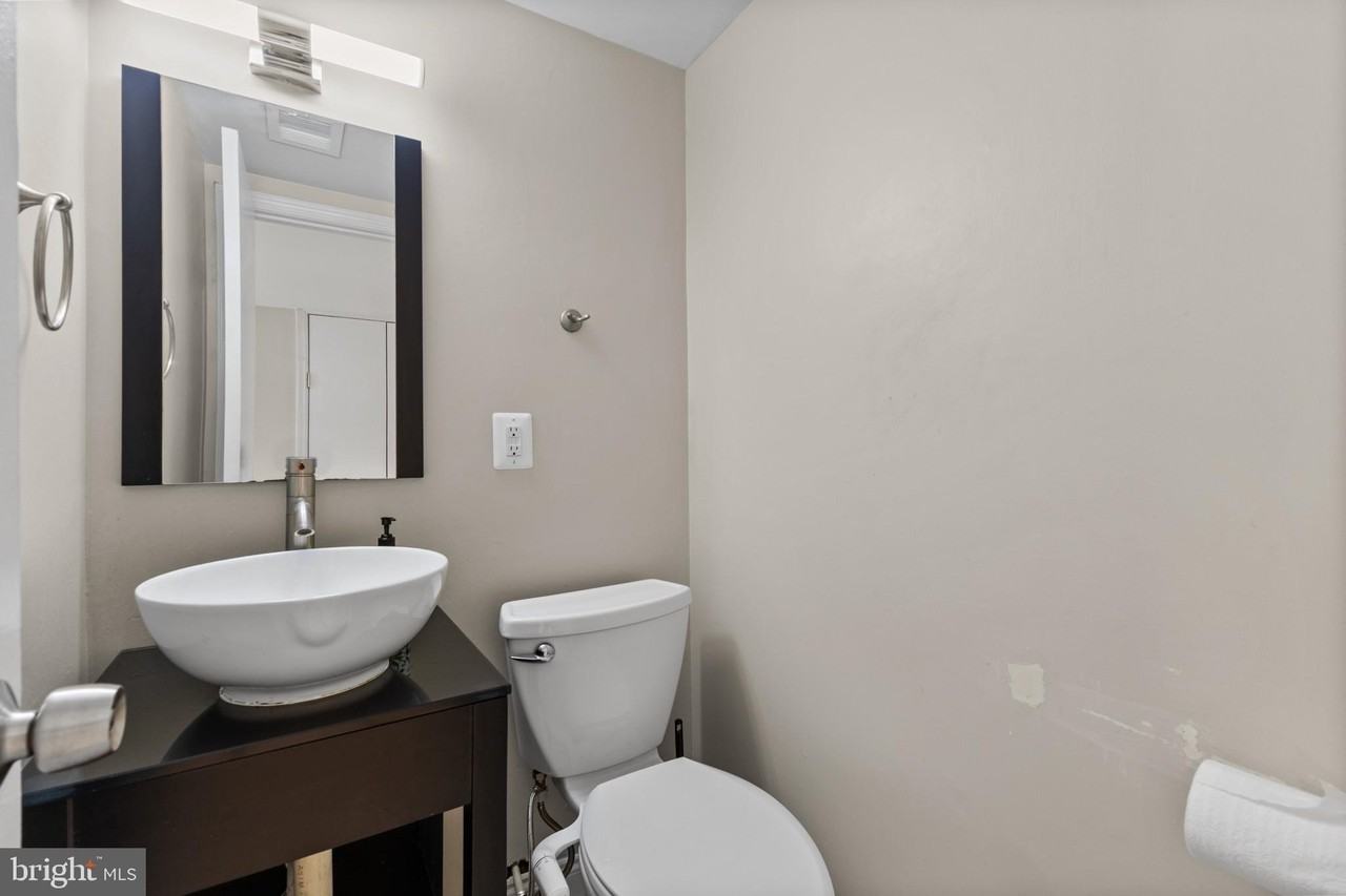 4305 Birchlake Ct - Photo 7 of 25