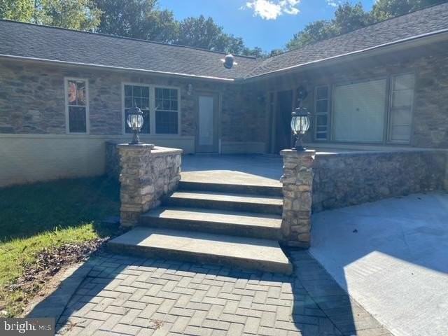 3316 Prosperity Ave - Photo 2 of 18