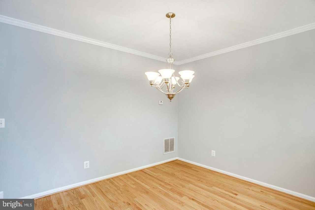 12476 Casbeer Dr - Photo 7 of 33