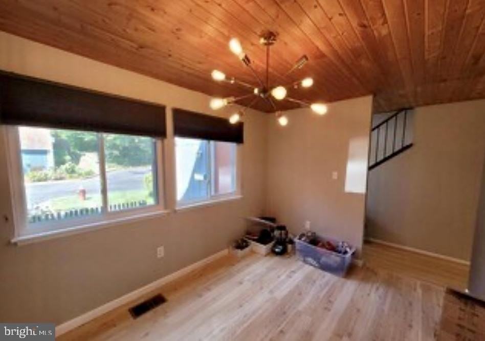 1415 Greenmont Ct - Photo 2 of 27