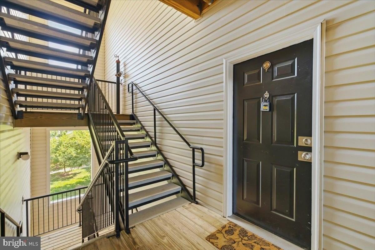 21228 Mcfadden Sq #314 - Photo 3 of 25