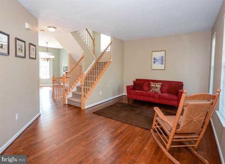21466 Plymouth Pl - Photo 2 of 12