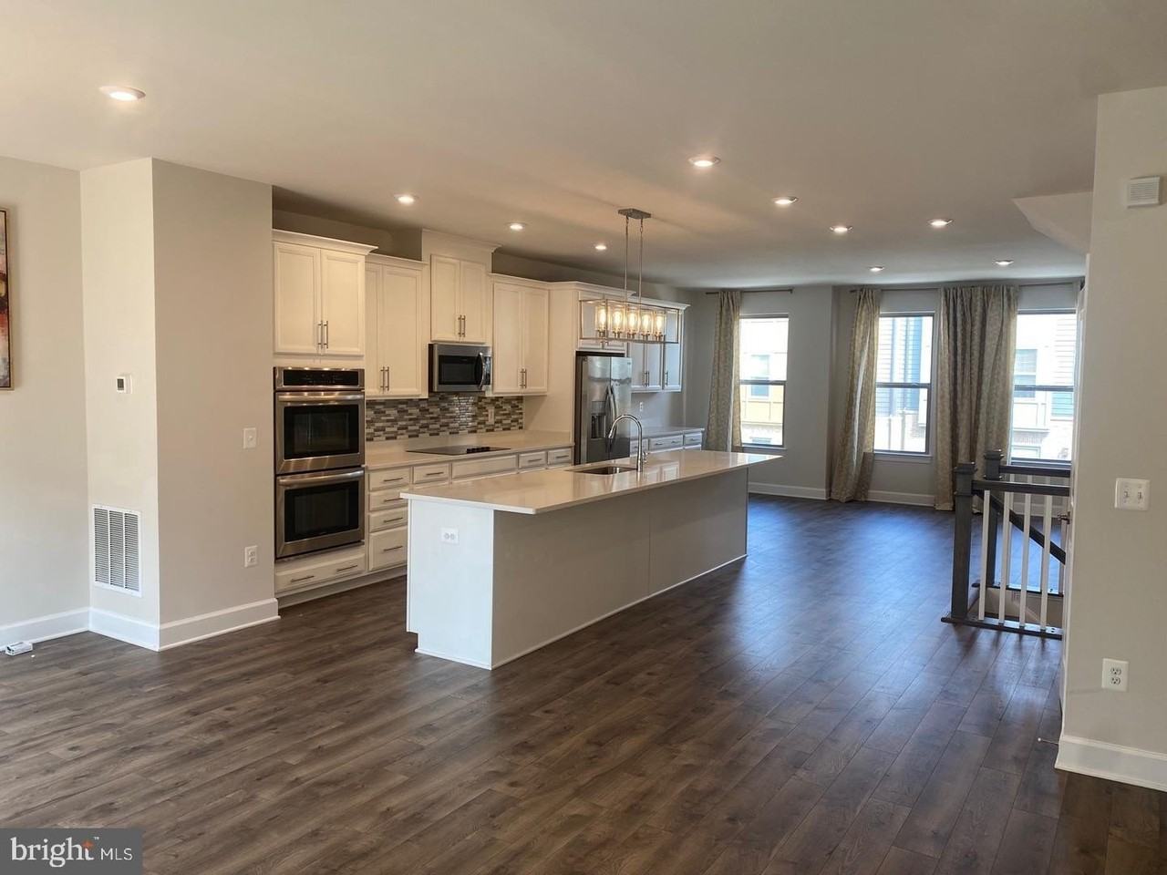 10587 Ratcliffe Trl - Photo 2 of 19