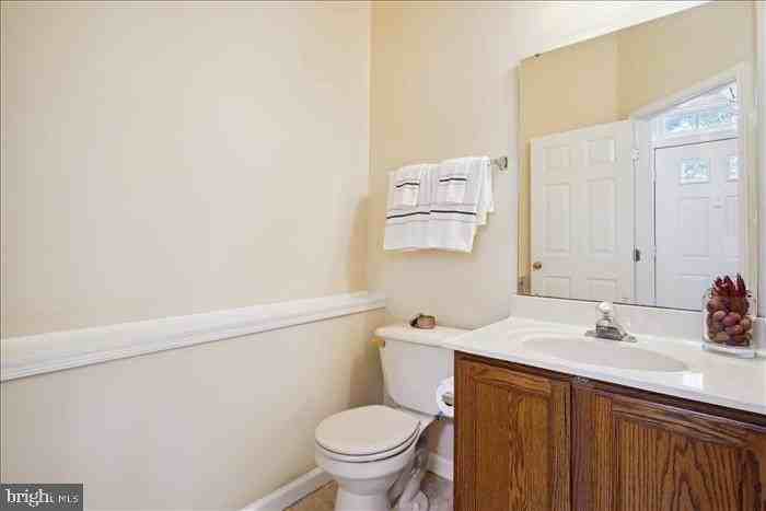 12938 Freestone Ct - Photo 4 of 23