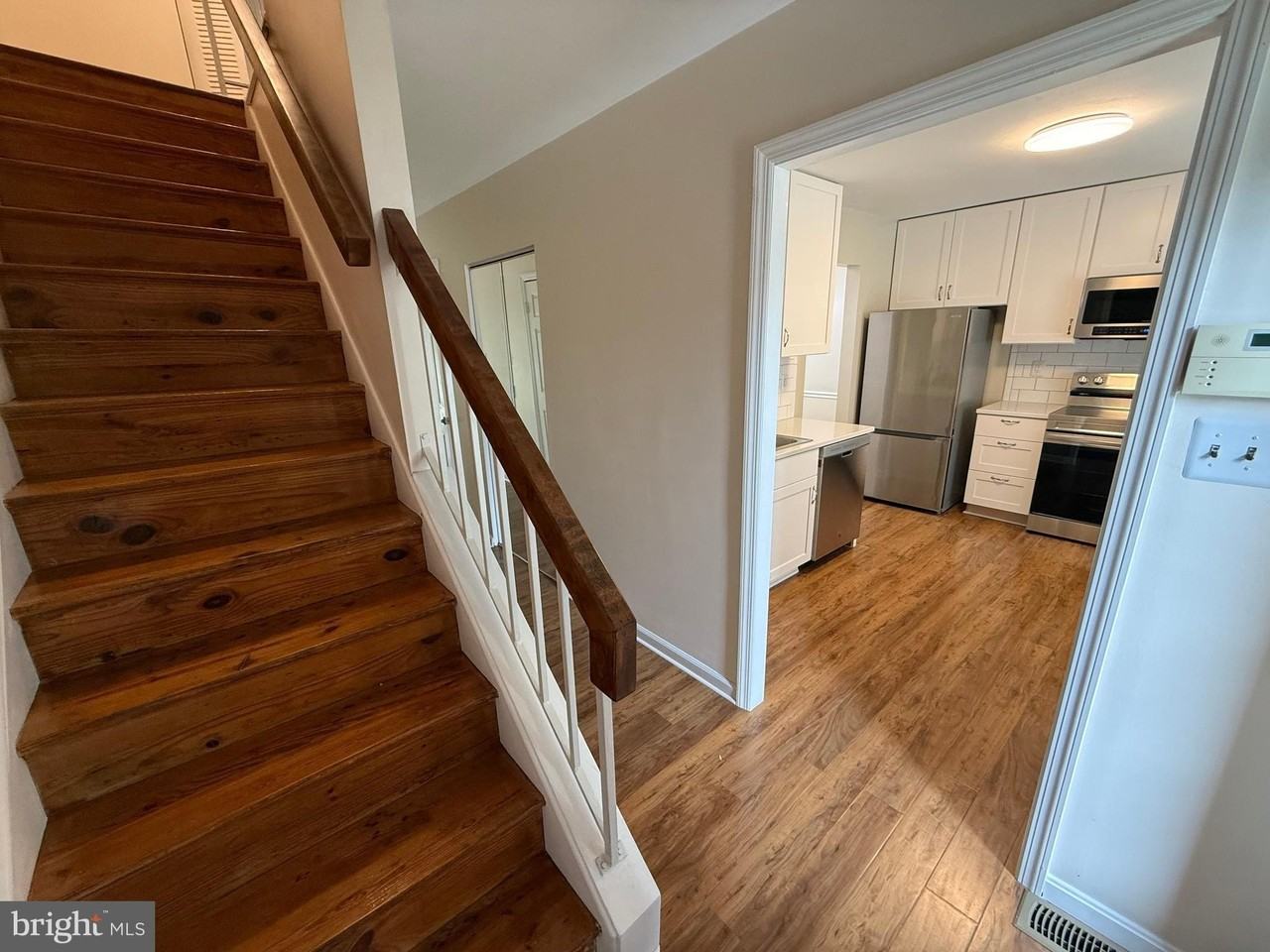 12457 Andover Ct - Photo 4 of 34