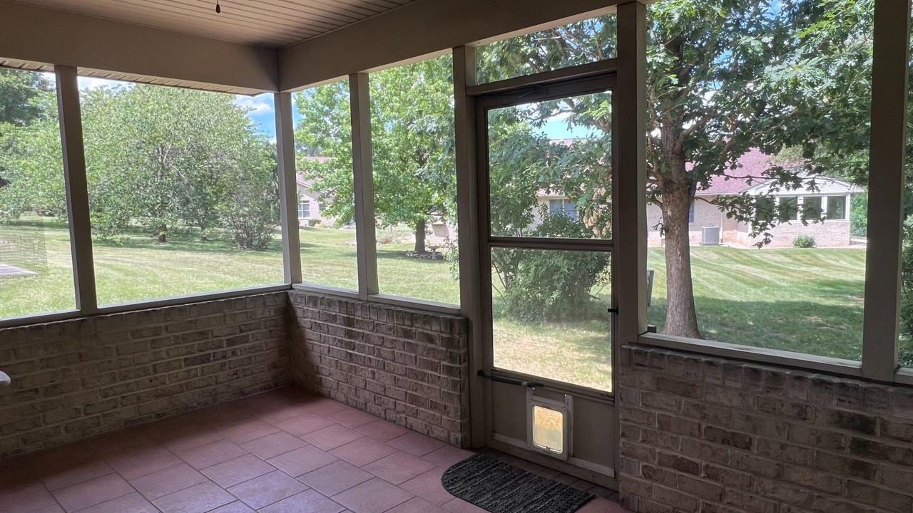 124 Fairground Rd - Photo 6 of 9