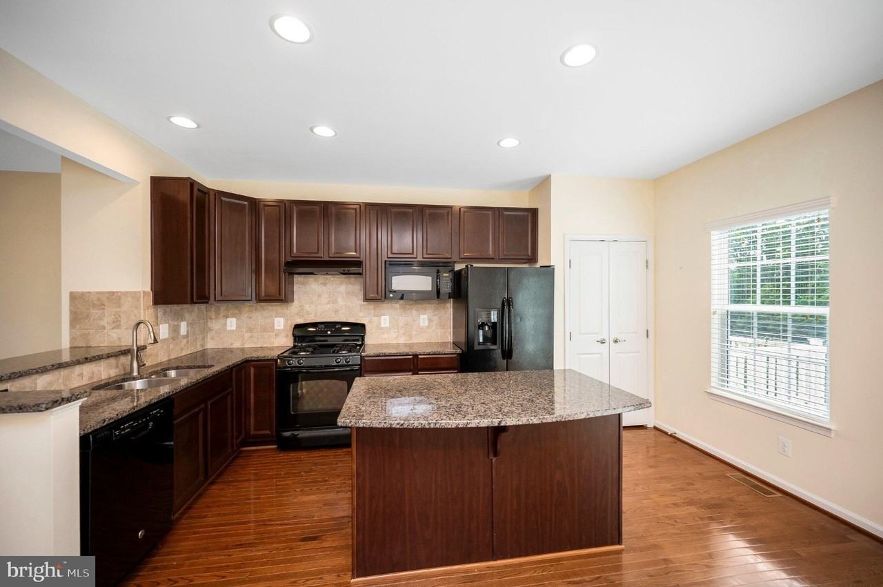 4604 Alliance Way - Photo 6 of 23