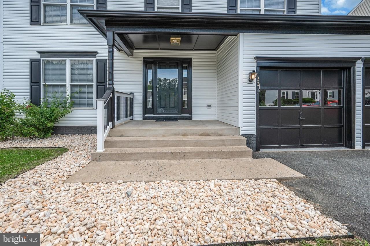 33 Saint Williams Way - Photo 6 of 39