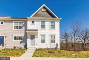 featured image of 103 Perfecta Pl