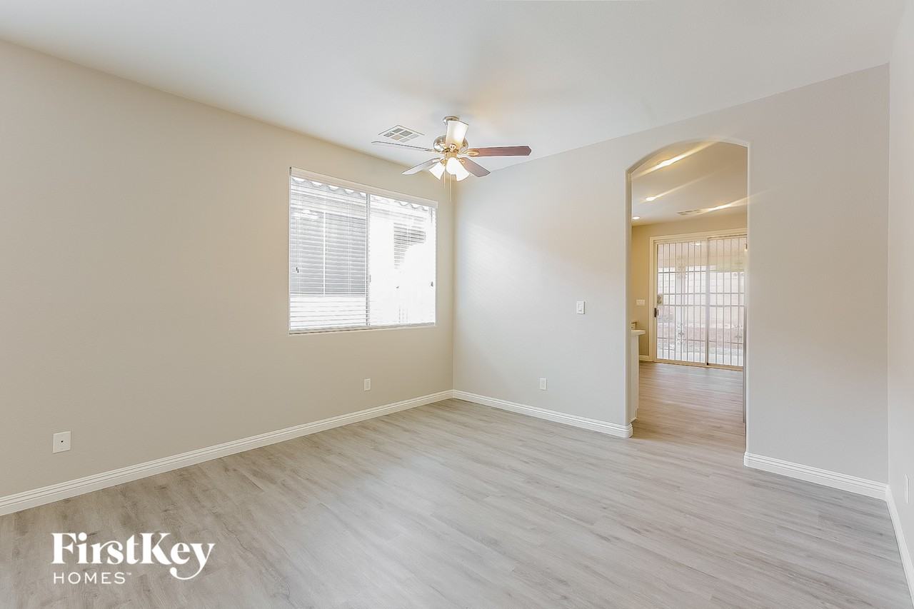 7884 Teal Harbor Ave - Photo 2 of 15