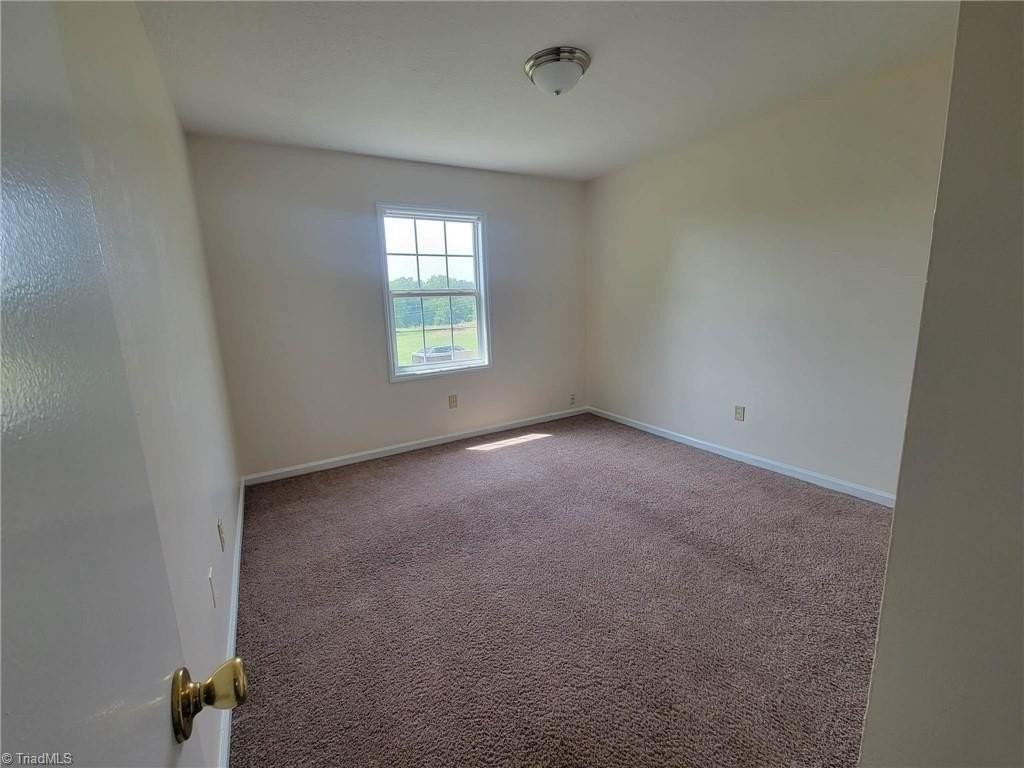 3985 Nc Highway 268 E - Photo 5 of 12