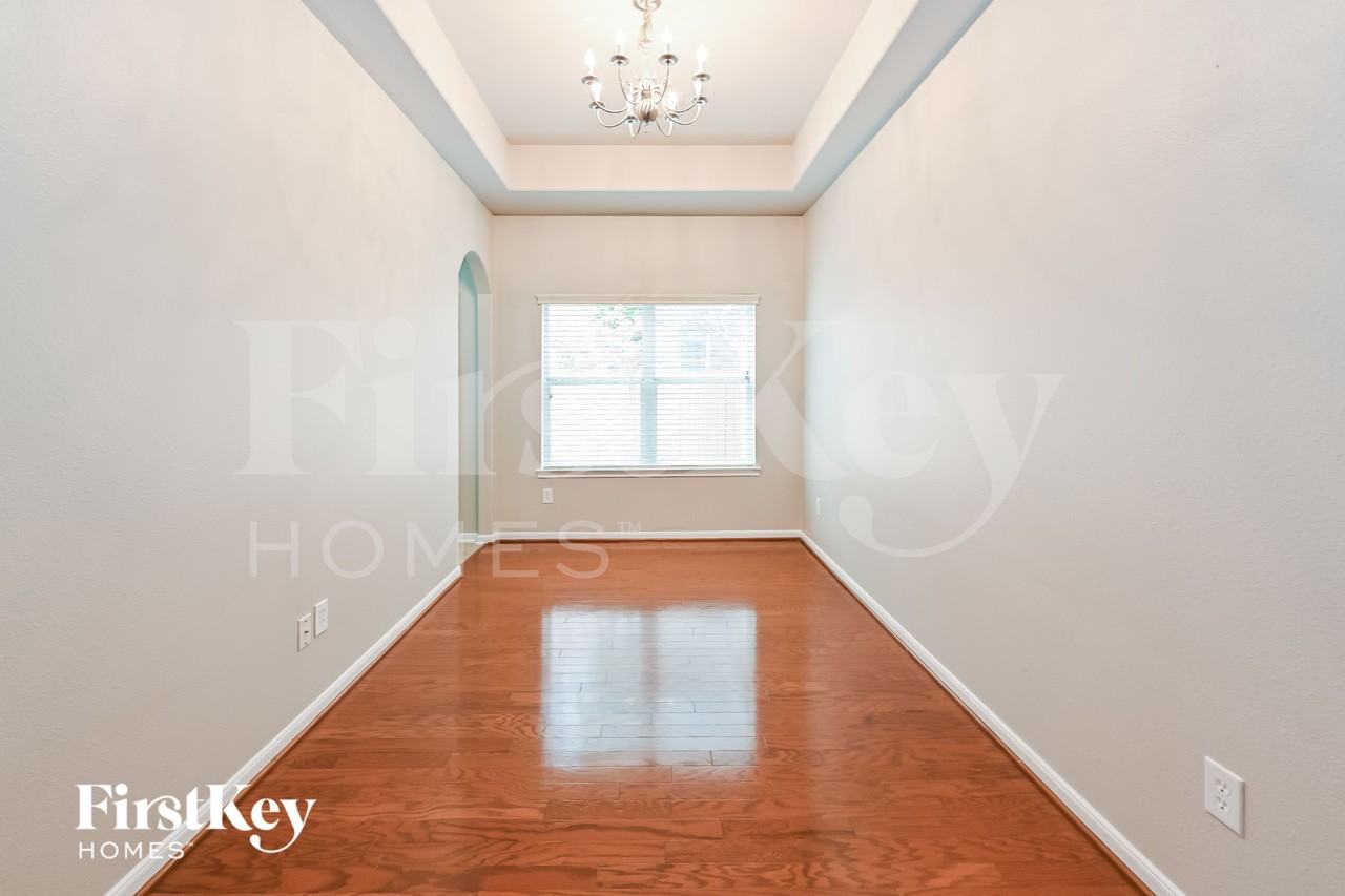 2729 Domenico Ln - Photo 5 of 16
