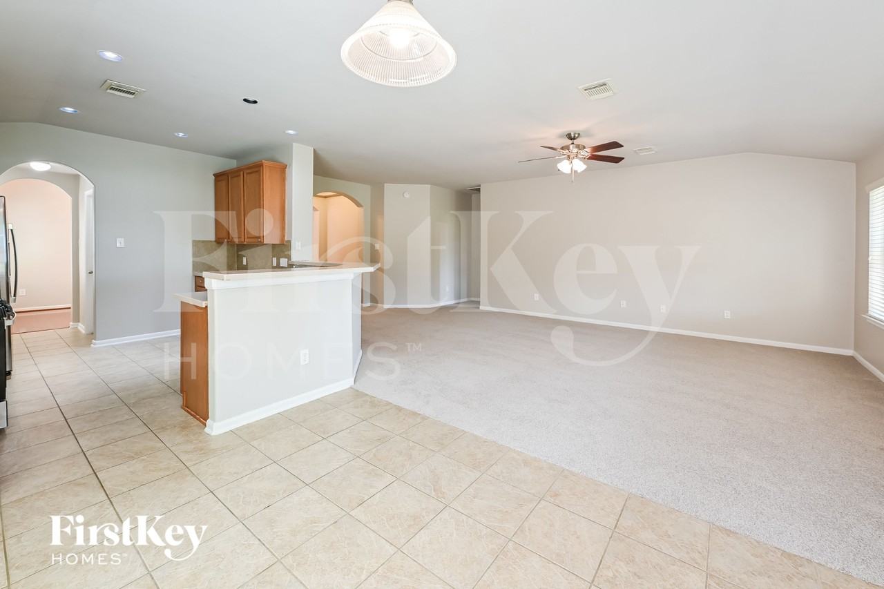 2729 Domenico Ln - Photo 6 of 16