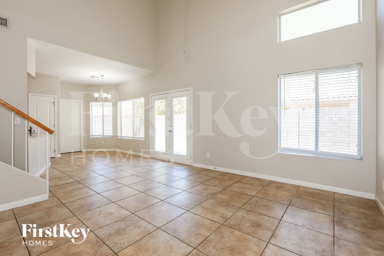 4906 E Brown Rd #26 - Photo 4 of 16
