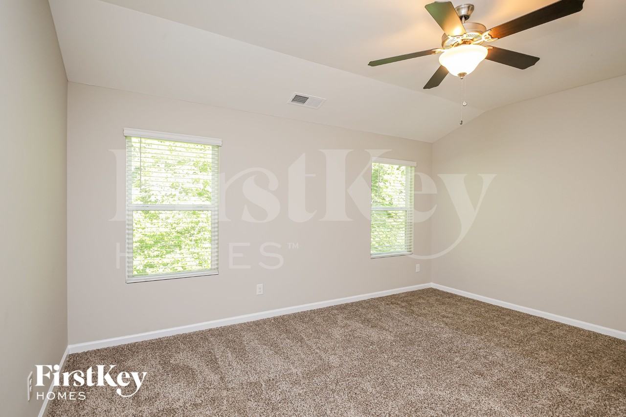 19 Ruthie Ln N - Photo 7 of 15