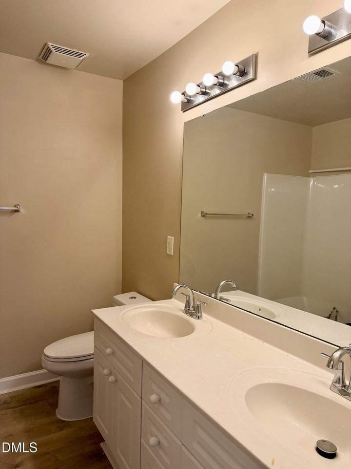 929 Morreene Rd #B23 - Photo 6 of 10