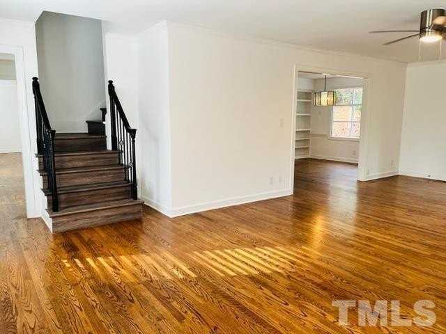 2112 N Hills Dr - Photo 4 of 31