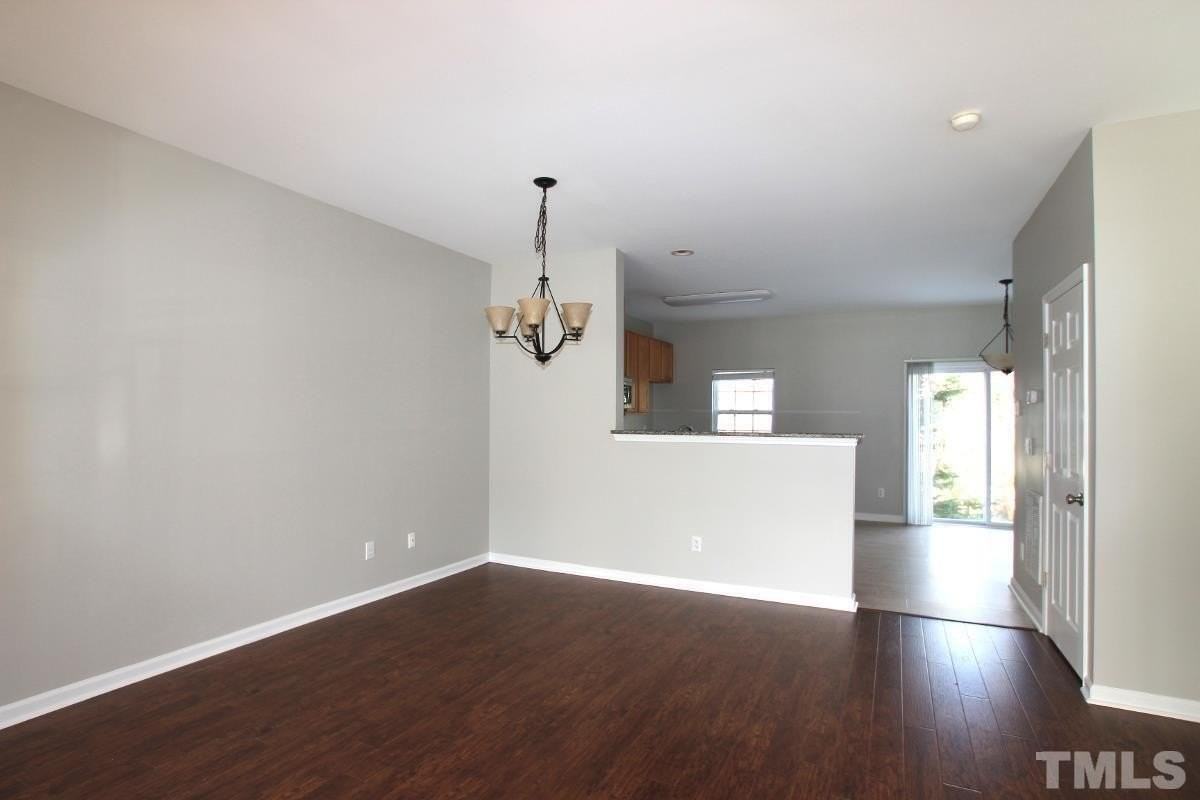 2840 Barrymore St #103 - Photo 3 of 16