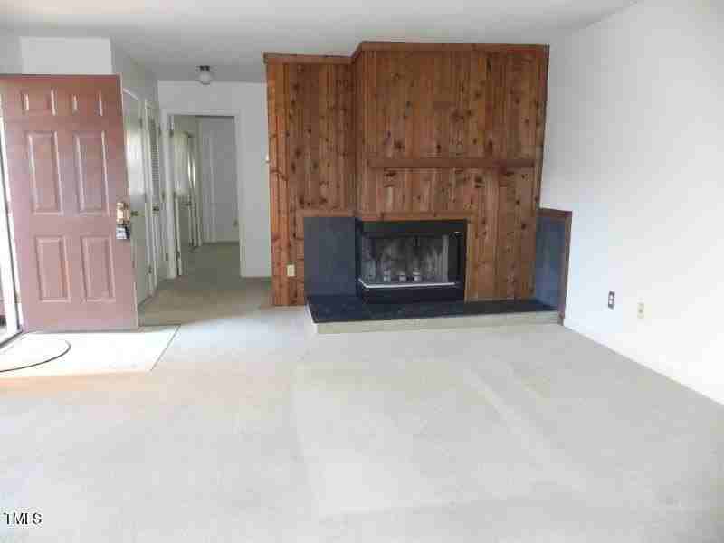 340 Summerwalk Cir - Photo 4 of 13