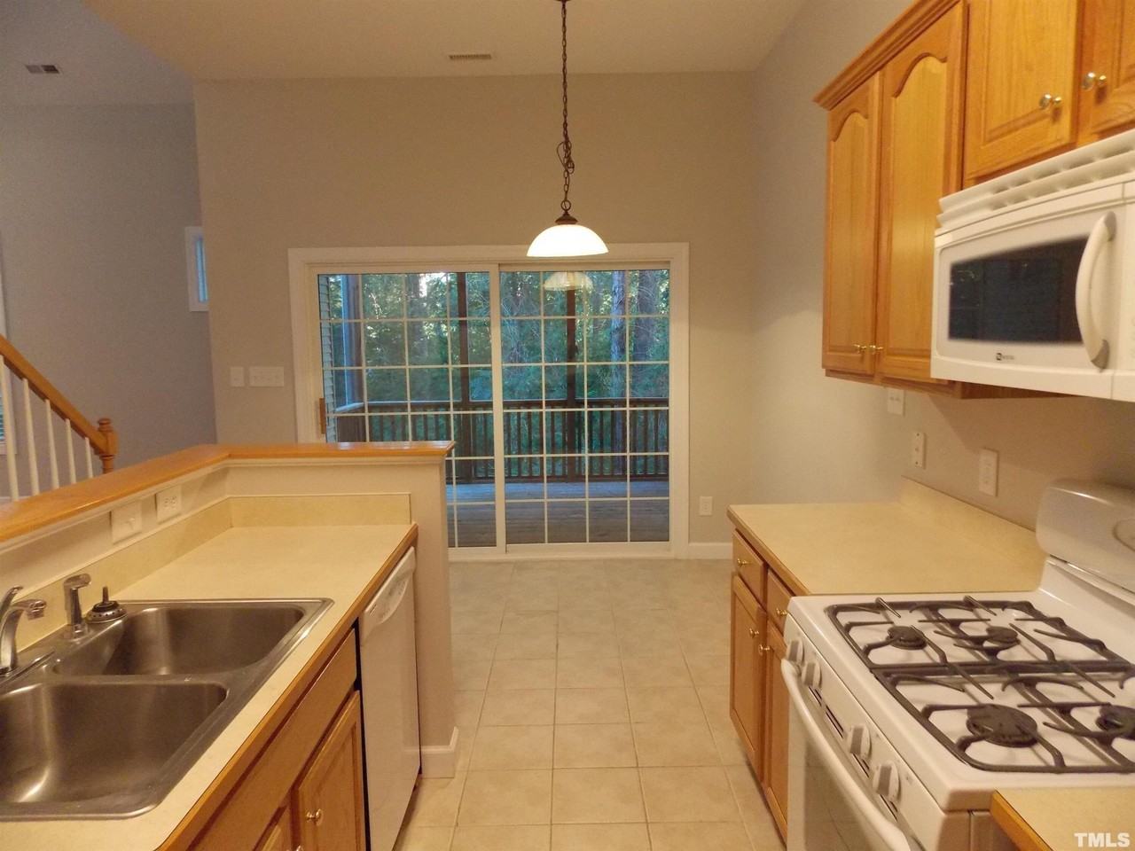 4650 Pooh Corner Dr - Photo 2 of 21