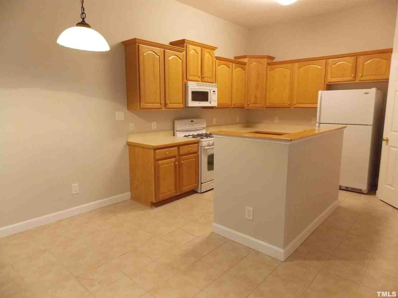 4650 Pooh Corner Dr - Photo 4 of 21