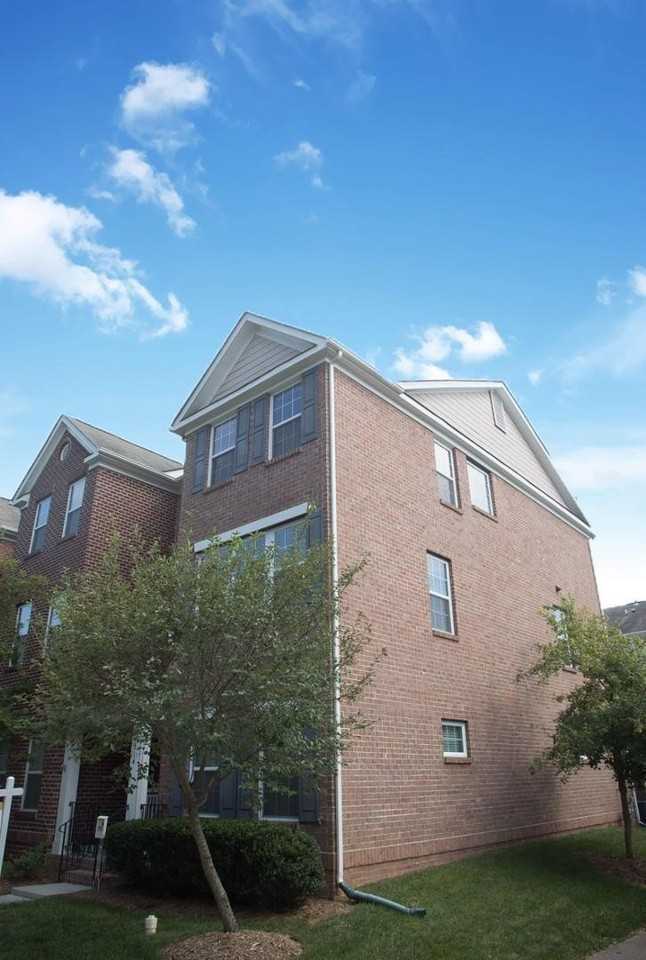 514 Sawcut Ln - Photo 2 of 22