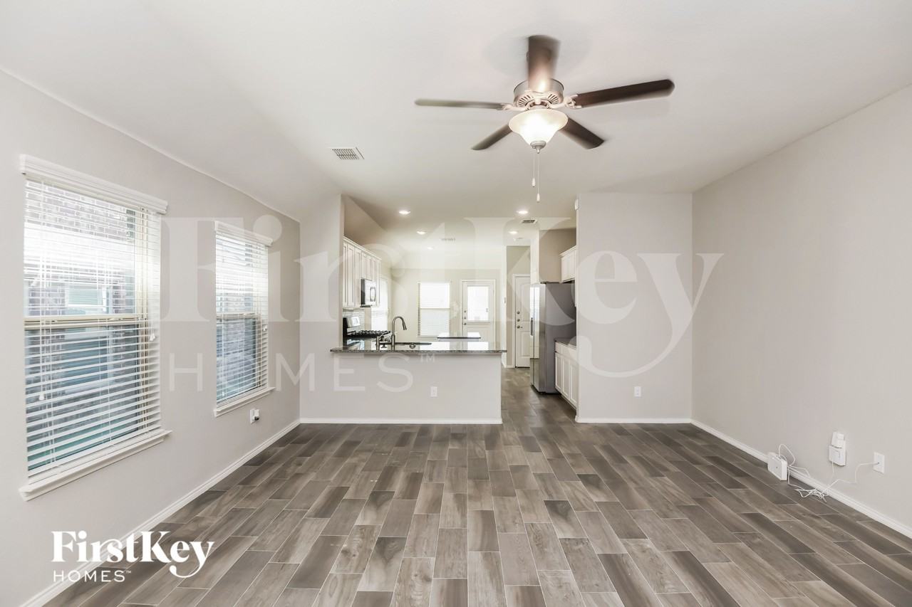 5825 Dew Plant Way - Photo 3 of 16