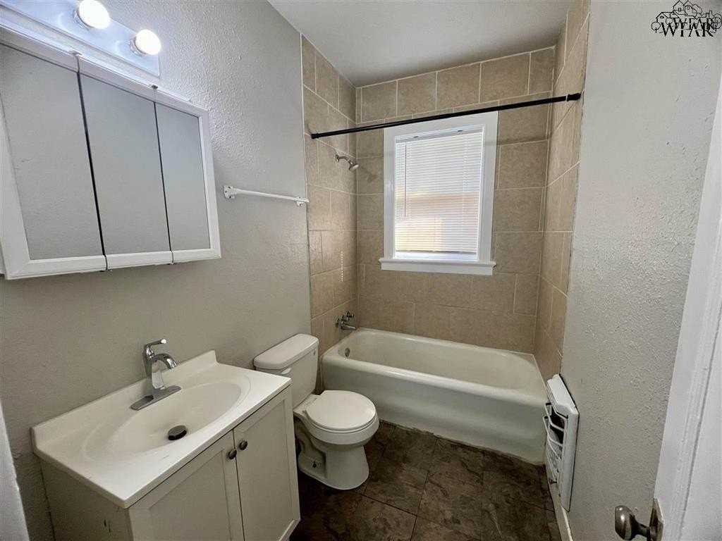 1109 Harrison St #6 - Photo 7 of 8