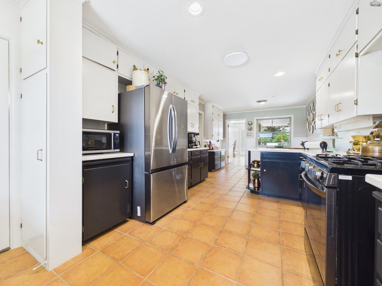 5501 Seymour Hwy - Photo 6 of 40