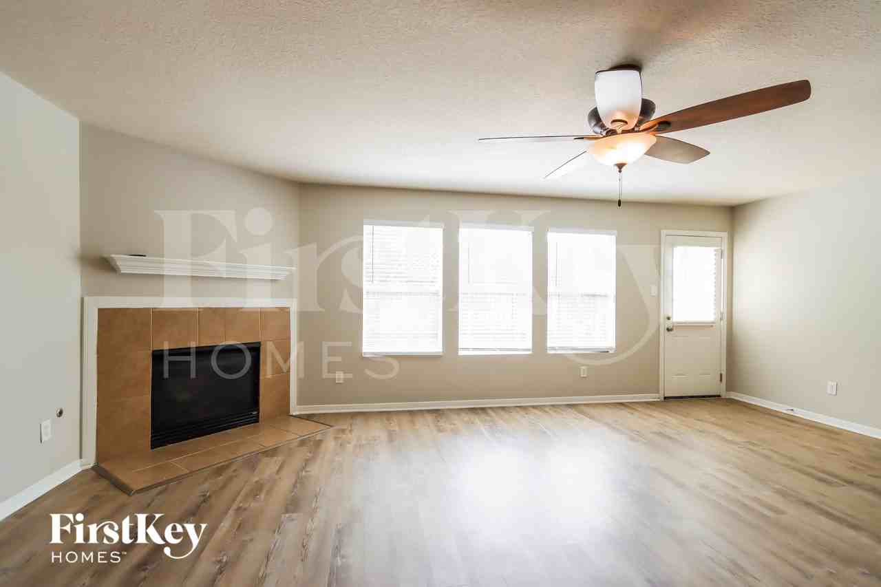 16941 Wren Hill St - Photo 3 of 16