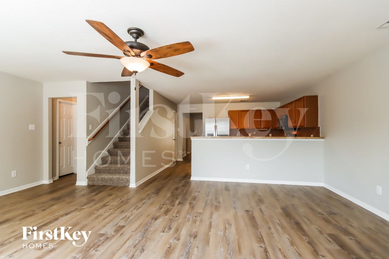 16941 Wren Hill St - Photo 4 of 16