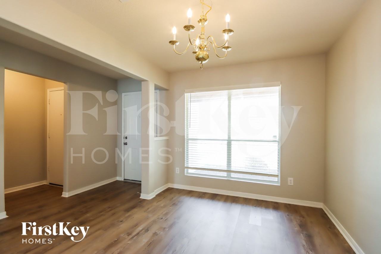 16941 Wren Hill St - Photo 5 of 16