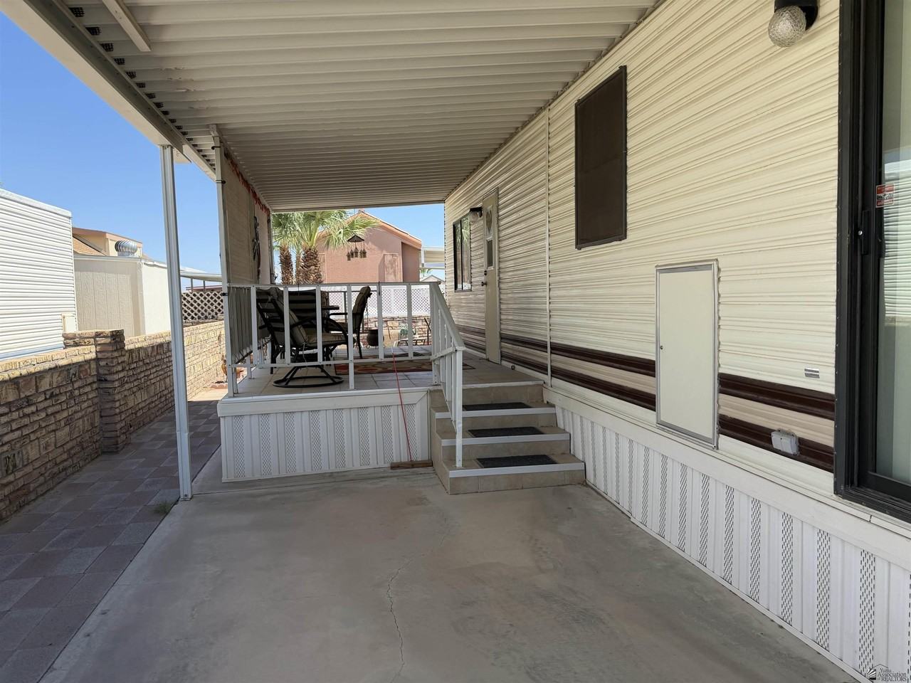 10322 E 29th Pl - Photo 2 of 20